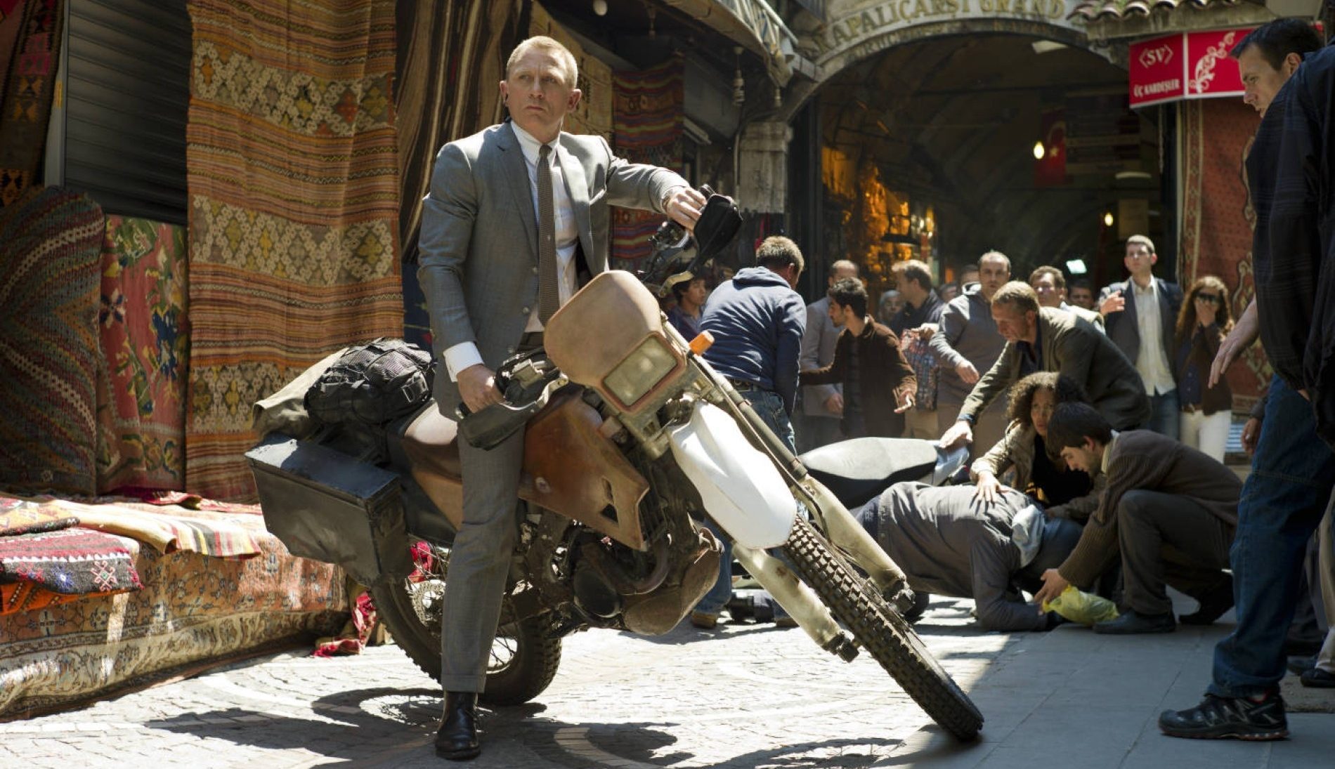 Szene aus der Pre-Title-Sequenz von James Bond 007 - Skyfall - Pre-Title