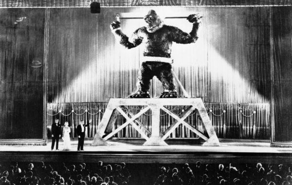 King Kong und die weiße Frau Kurzkritik auf